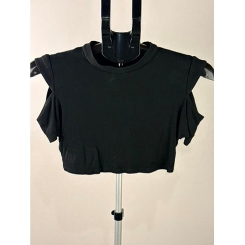 Popular Basics Black Ribbed Cold Shoulder Crop Top Size M TB001